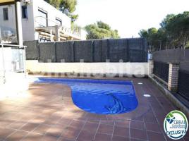 Casa (xalet / torre), 255 m², seminou, Calle de l'Eucaliptus, 12