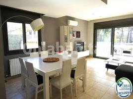 Casa (xalet / torre), 255 m², seminou, Calle de l'Eucaliptus, 12