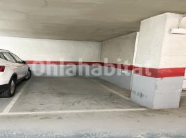 Plaça d'aparcament, 12 m², Paseo de la Zona Franca, 154