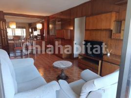 Flat, 107 m², near bus and train