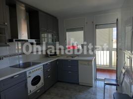 Dúplex, 115 m², prop de bus i tren