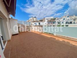 Attic, 52 m², near bus and train
