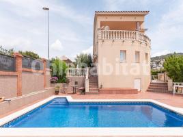 Casa (unifamiliar aïllada), 185 m², prop de bus i tren, seminou