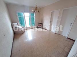 Pis, 72 m², prop de bus i tren