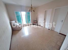 Pis, 72 m², prop de bus i tren