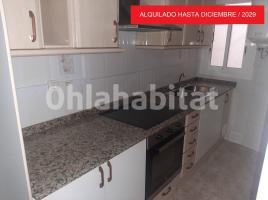 Pis, 58 m², prop de bus i tren