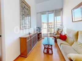 Àtic, 101 m², près de bus et de train