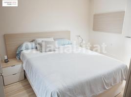 Flat, 77 m², near bus and train