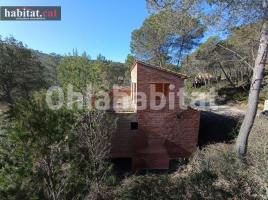 Casa (unifamiliar aïllada), 216 m², prop de bus i tren, nou