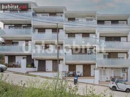 Piso, 48 m², cerca de bus y tren