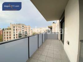 Alquiler piso, 70 m², cerca bus y metro, seminuevo