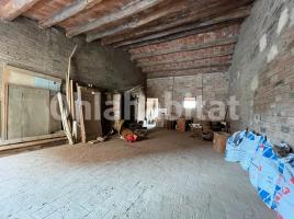 , 64 m²