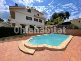 Casa (unifamiliar aïllada), 230 m², prop de bus i tren