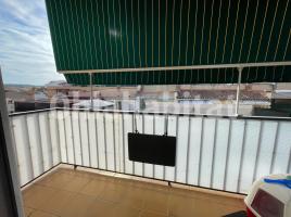 Flat, 82 m², near bus and train