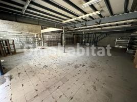 , 550 m²