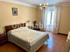 Casa (unifamiliar aïllada), 319 m², prop de bus i tren