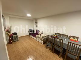 Piso, 70 m², cerca de bus y tren