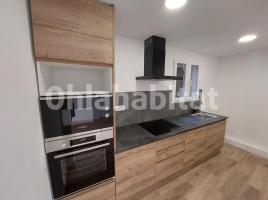 Pis, 120 m², prop de bus i tren