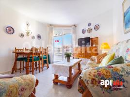 Ático, 79 m², cerca de bus y tren