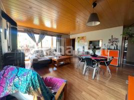 Houses (detached house), 156 m², near bus and train