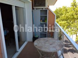 Piso, 56 m², cerca de bus y tren, COSTA