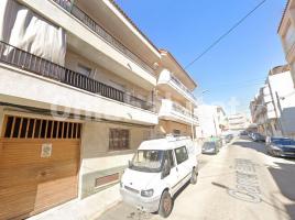 Pis, 94 m², prop de bus i tren