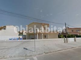 Casa (unifamiliar aislada), 134 m², cerca de bus y tren, seminuevo