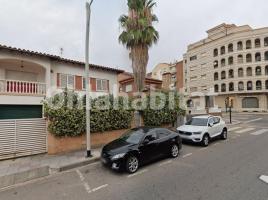 Casa (unifamiliar aïllada), 100 m², prop de bus i tren