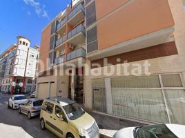 Piso, 72 m², cerca de bus y tren