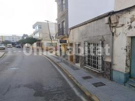 Pis, 72 m², prop de bus i tren