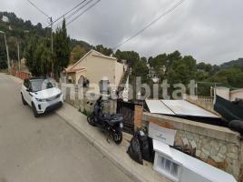 Houses (detached house), 42 m², near bus and train