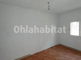 Pis, 51 m², prop de bus i tren