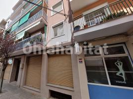 Flat, 74 m², near bus and train