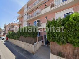 Flat, 120 m², near bus and train
