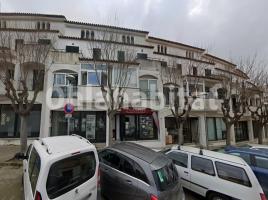Pis, 163 m², prop de bus i tren