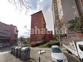 Flat, 65 m², near bus and train