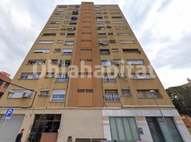 Flat, 71 m², near bus and train