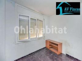 Piso, 74 m², cerca de bus y tren