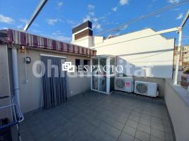Àtic, 95 m², près de bus et de train, presque neuf, Cerdanyola nord