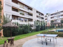 Attic, 161 m², near bus and train