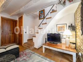 Casa (unifamiliar aislada), 66 m², cerca de bus y tren