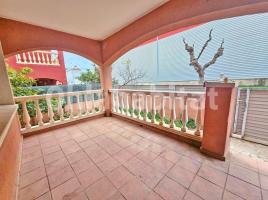Casa (unifamiliar aïllada), 171.20 m², prop de bus i tren, seminou