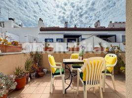Attic, 88 m², near bus and train