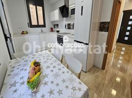 Casa (unifamiliar aislada), 261 m², cerca de bus y tren, nuevo