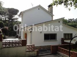 Houses (detached house), 322 m², near bus and train, cerca población