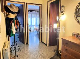 Flat, 146 m², near bus and train