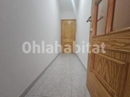 Flat, 116 m², near bus and train