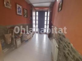 Casa (unifamiliar aislada), 256 m², cerca de bus y tren, Centre