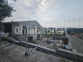  (unifamiliar aïllada), 214.83 m², près de bus et de train, nouveau