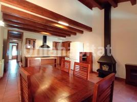 Casa (unifamiliar adosada), 174 m², cerca de bus y tren, seminuevo